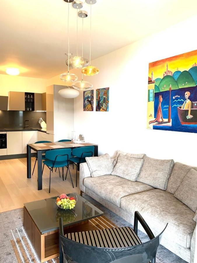 Luxury Twin Apartments 奥帕提亚 外观 照片