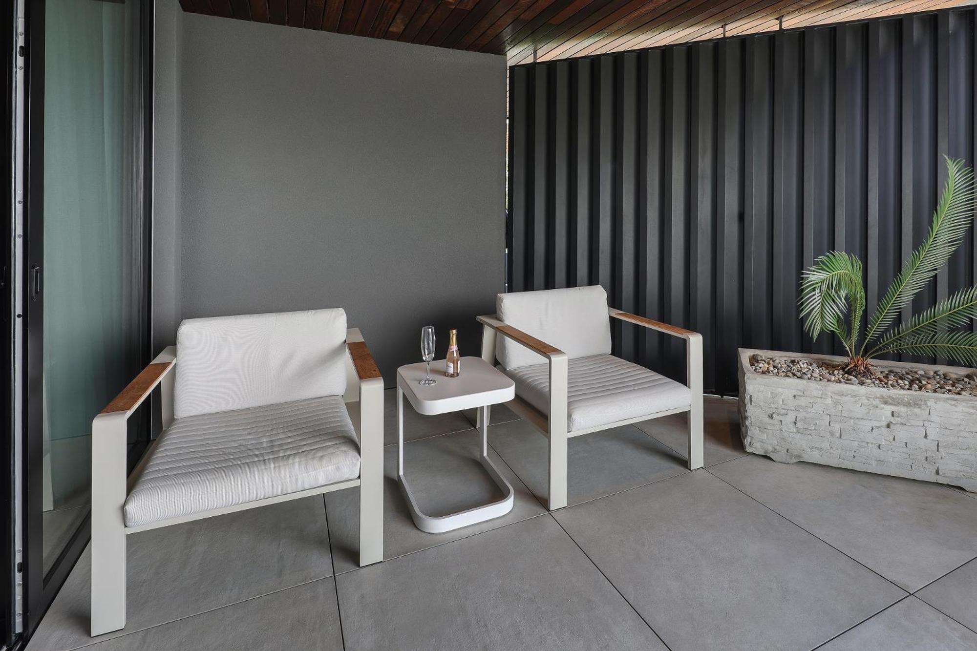 Luxury Twin Apartments 奥帕提亚 外观 照片